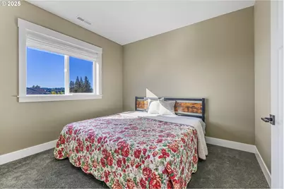 625 NW Crater Lake Dr, Dallas, OR 97338 - Photo 24