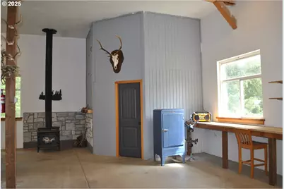 21626 Glaze Rd, Veneta, OR 97487 - Photo 40