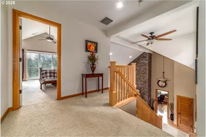 21626 Glaze Rd, Veneta, OR 97487 - Photo 12