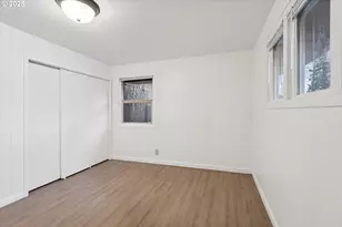 12030 NE Holladay St, Portland, OR 97220 - Photo 10