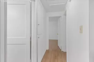 12030 NE Holladay St, Portland, OR 97220 - Photo 8