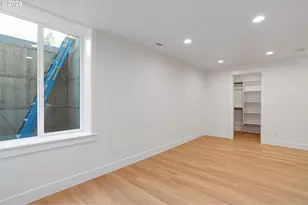 6020 SW 18th Dr, Portland, OR 97239 - Photo 34