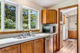 90465 Peter Johnson Rd, Astoria, OR 97103 - Photo 16