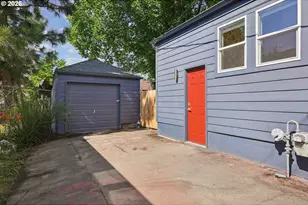 1917 NE Dekum St, Portland, OR 97211 - Photo 28