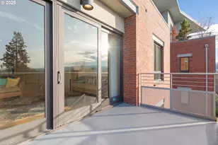 1375 Olive St, Eugene, OR 97401 - Photo 24