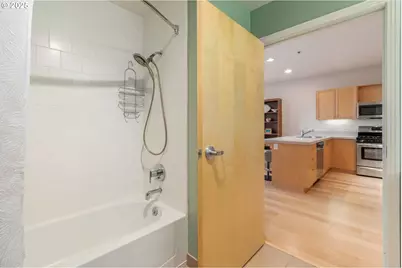 1375 Olive St #503, Eugene, OR 97401 - Photo 16