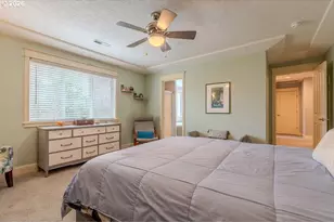 1861 NW Wonderview Ave, Gresham, OR 97030 - Photo 30