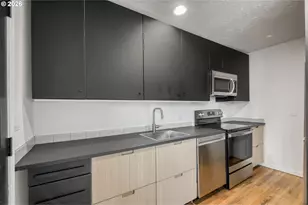 6706 SE 69th Ave, Portland, OR 97206 - Photo 4