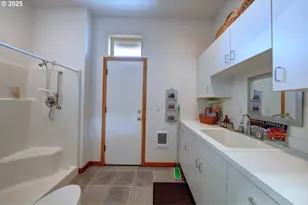 500 Farrell Ct, Seaside, OR 97138 - Photo 8
