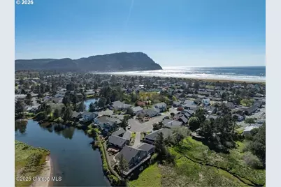 500 Farrell Ct, Seaside, OR 97138 - Photo 2
