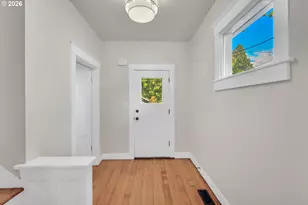 617 SE 20th Ave, Portland, OR 97214 - Photo 8