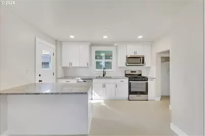 617 SE 20th Ave, Portland, OR 97214 - Photo 14
