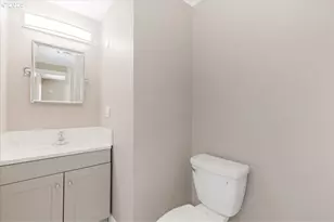 2706 SE Spruce St, Hillsboro, OR 97123 - Photo 12