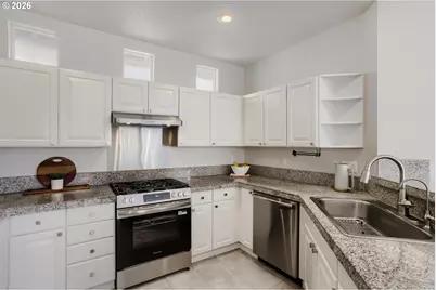 1515 NE 64th Ave, Hillsboro, OR 97124 - Photo 16