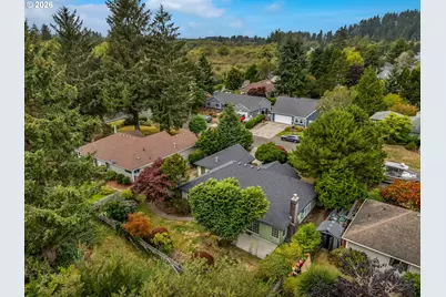 33726 Lake Front Dr, Warrenton, OR 97146 - Photo 38