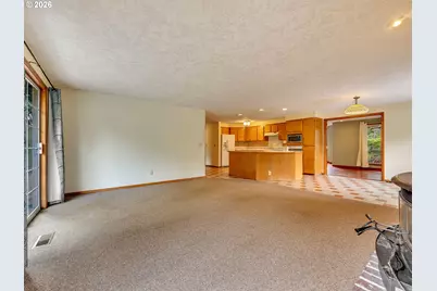 33726 Lake Front Dr, Warrenton, OR 97146 - Photo 18
