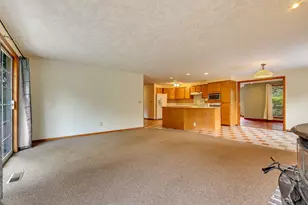 33726 Lake Front Dr, Warrenton, OR 97146 - Photo 18