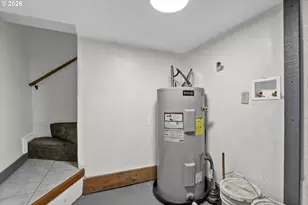 505 S 5th St, Springfield, OR 97477 - Photo 24