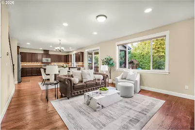 8034 SW 195th Ave, Beaverton, OR 97007 - Photo 4