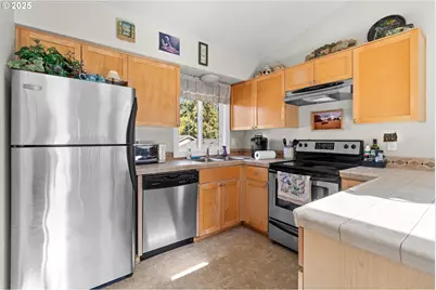 1924 NW 143rd Ave #58, Portland, OR 97229 - Photo 14