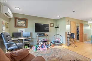 1508 NE Hogan Dr, Gresham, OR 97030 - Photo 4