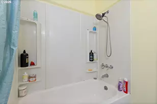 1508 NE Hogan Dr, Gresham, OR 97030 - Photo 16