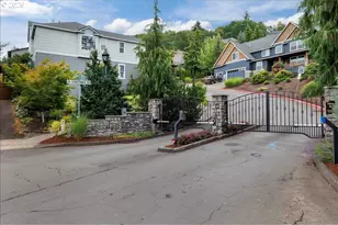 8547 SE Constance Dr, Happy Valley, OR 97086 - Photo 46