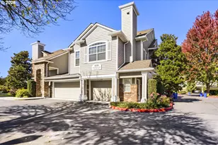 1231 NE Horizon Loop, Hillsboro, OR 97124 - Photo 2