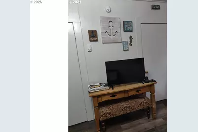 317 N Beacon St, Rockaway Beach, OR 97136 - Photo 4