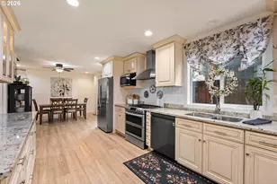 446 SE 68th Ave, Hillsboro, OR 97123 - Photo 14