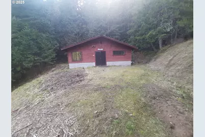 252 May Creek Rd, Days Creek, OR 97429 - Photo 8