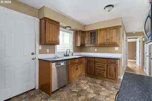 3025 Maple St, Longview, WA 98632 - Photo 10