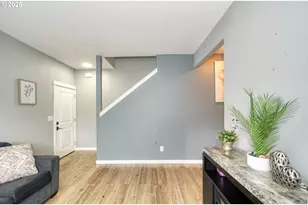 3228 Northeast Daffodil Drive, McMinnville, OR 97128 - Photo 10