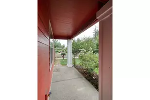 3228 Northeast Daffodil Drive, McMinnville, OR 97128 - Photo 6