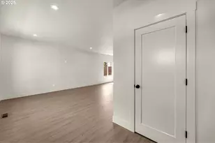 301 Cap Ave, Winlock, WA 98596 - Photo 4