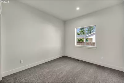 301 Cap Ave, Winlock, WA 98596 - Photo 34