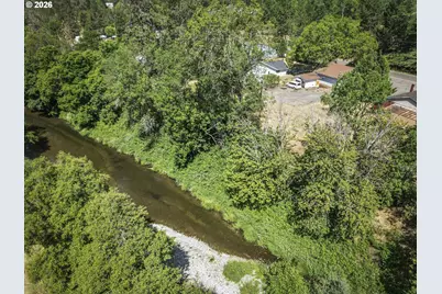 8622 E Evans Creek Rd, Rogue River, OR 97537 - Photo 12