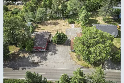 8622 E Evans Creek Rd, Rogue River, OR 97537 - Photo 6