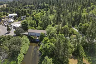 8622 E Evans Creek Rd, Rogue River, OR 97537 - Photo 1