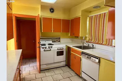 4314 SE Crystal Springs Blvd SE, Portland, OR 97206 - Photo 18