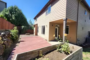 573 E 13th Pl, Lafayette, OR 97127 - Photo 22