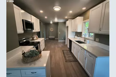 10503 NW 3rd St, Portland, OR 97231 - Photo 40