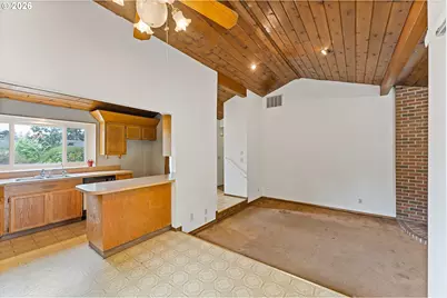 2460 S Dogwood St, Cornelius, OR 97113 - Photo 8
