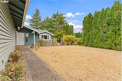 2460 S Dogwood St, Cornelius, OR 97113 - Photo 2