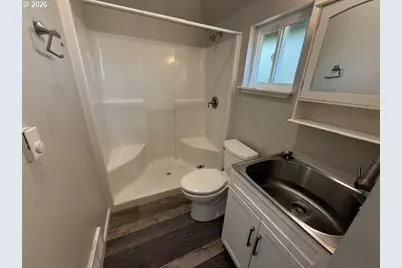 1425 Pine St, Florence, OR 97439 - Photo 14