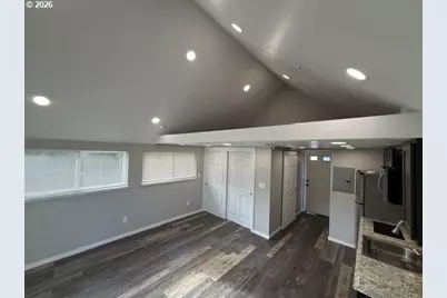 1425 Pine St, Florence, OR 97439 - Photo 12
