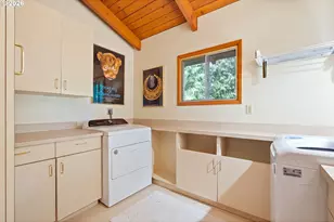 15300 SE Minerva Rd, Milwaukie, OR 97267 - Photo 14