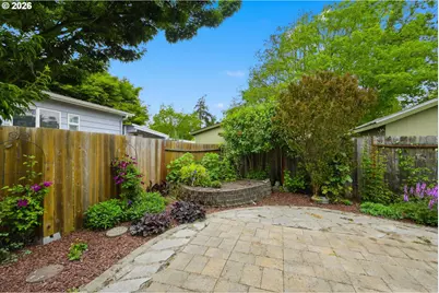 1475 Green Acres Rd #141, Eugene, OR 97408 - Photo 26