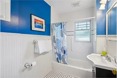 3033 NE Schuyler St, Portland, OR 97212 - Photo 24