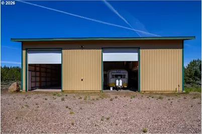 69375 Lake Dr, Sisters, OR 97759 - Photo 10